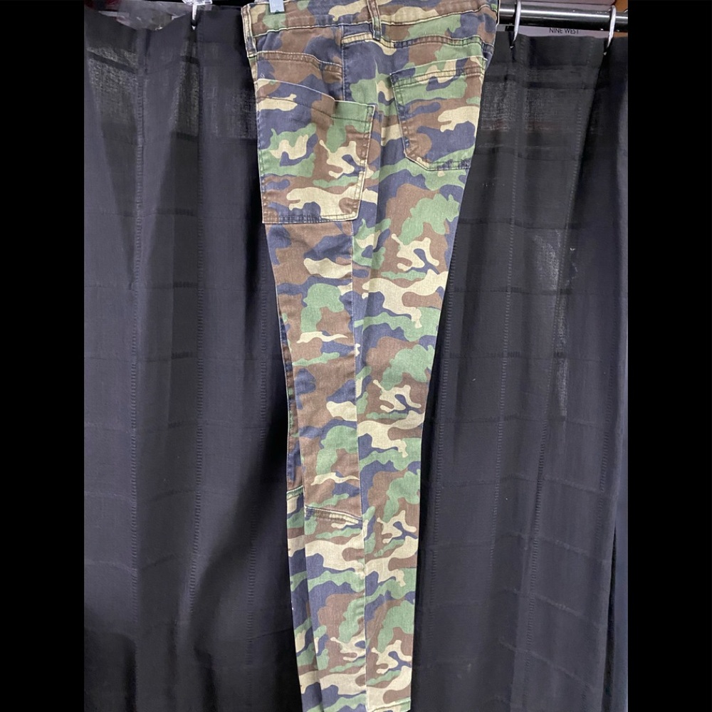 WilliamRast Camouflage Jeans